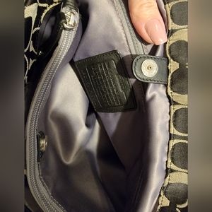 Excellent used condition coach shouder bag!!